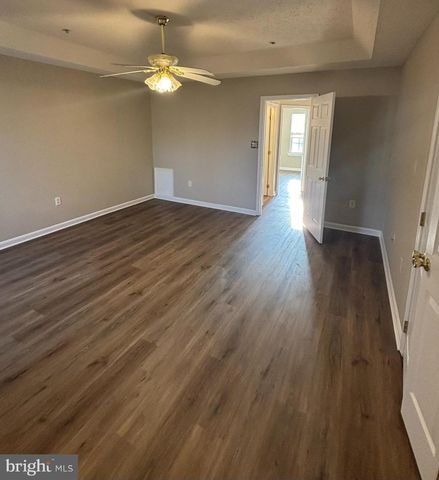 8002 BULLFINCH PL, White Plains, MD 20695