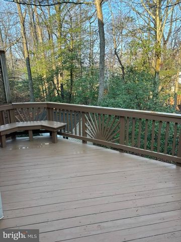 8002 BULLFINCH PL, White Plains, MD 20695