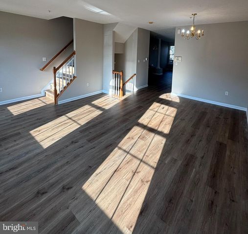 8002 BULLFINCH PL, White Plains, MD 20695