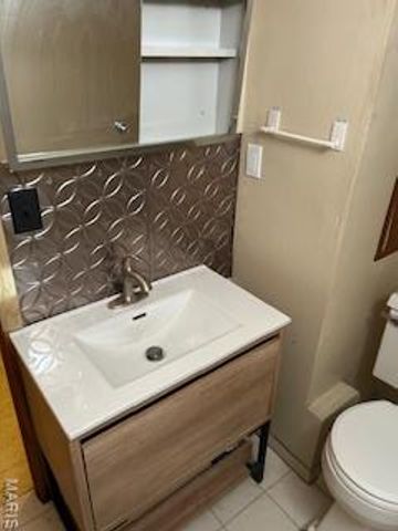 1546 Beecher Drive, St Louis, MO 63136