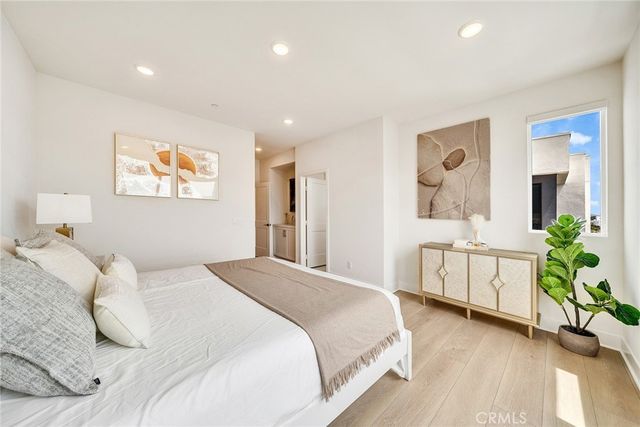 16345 Veterans, Tustin, CA 92782
