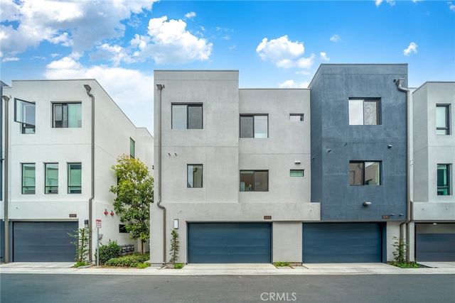 16345 Veterans, Tustin, CA 92782