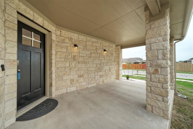 305 ELM CREEK DR, Hutto, TX 78634