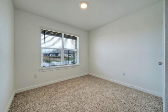 305 ELM CREEK DR, Hutto, TX 78634