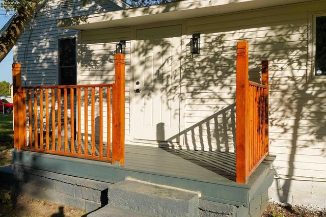 612 2nd Street, Fremont, OH 43420