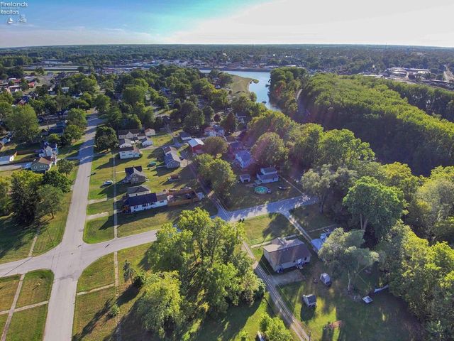 612 2nd Street, Fremont, OH 43420