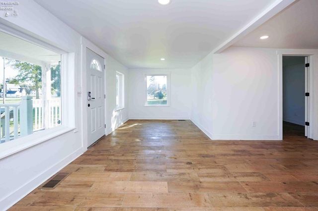 612 2nd Street, Fremont, OH 43420