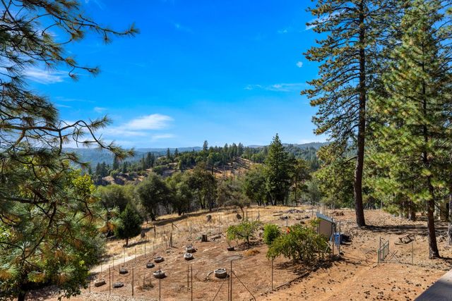2550 Tolowa Trl, Placerville, CA 95667