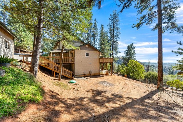 2550 Tolowa Trl, Placerville, CA 95667