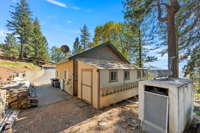 2550 Tolowa Trl, Placerville, CA 95667