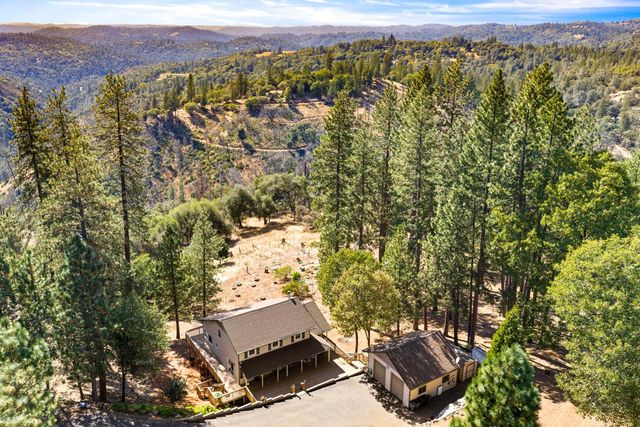 2550 Tolowa Trl, Placerville, CA 95667