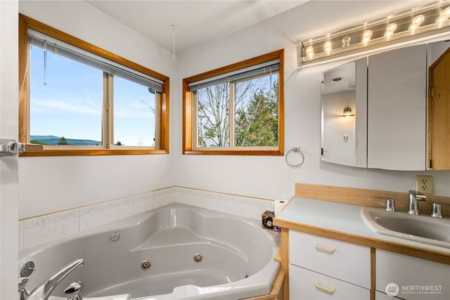 4351 Gooding Avenue, Bellingham, WA 98226