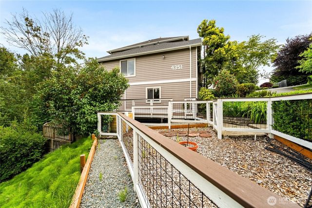 4351 Gooding Avenue, Bellingham, WA 98226
