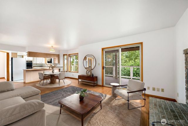 4351 Gooding Avenue, Bellingham, WA 98226