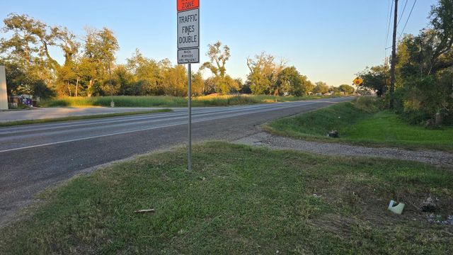 10550 Fm 1301 Road, Boling, TX 77420