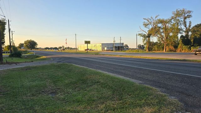 10550 Fm 1301 Road, Boling, TX 77420