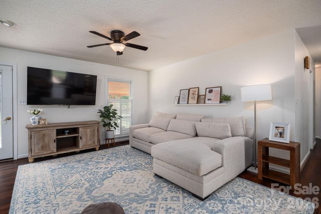 2610 Prince Drive, Lincolnton, NC 28092