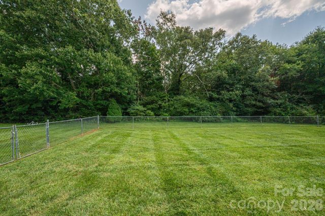 2610 Prince Drive, Lincolnton, NC 28092