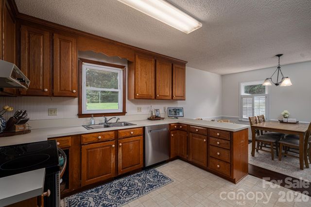 2610 Prince Drive, Lincolnton, NC 28092