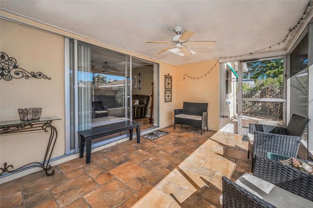 2053 JEFFERSON AVENUE, Dunedin, FL 34698