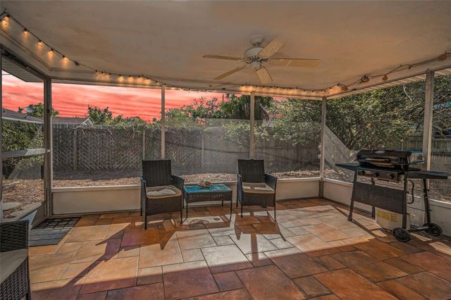 2053 JEFFERSON AVENUE, Dunedin, FL 34698