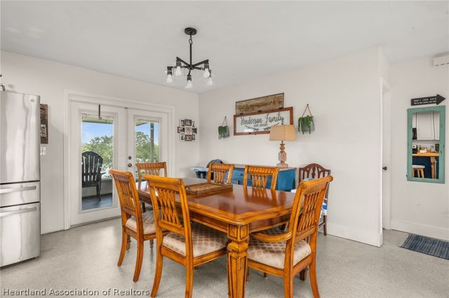 826 N Fox Lake Road, Avon Park, FL 33825