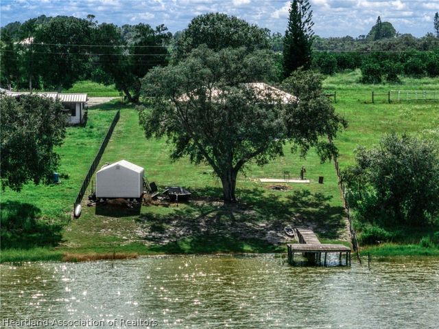 826 N Fox Lake Road, Avon Park, FL 33825