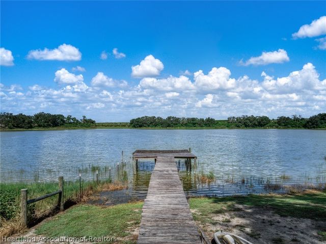 826 N Fox Lake Road, Avon Park, FL 33825