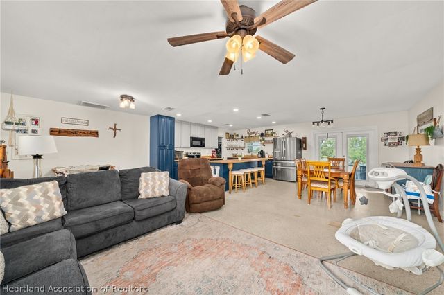 826 N Fox Lake Road, Avon Park, FL 33825