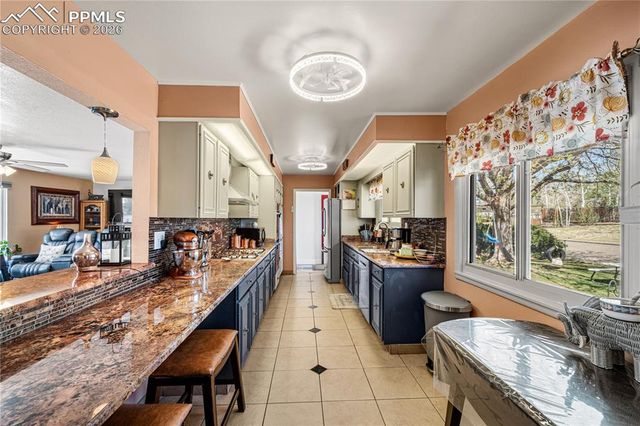 4011 Valley Drive, Pueblo, CO 81008