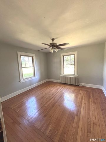 28 Savoy Street, Hamden, CT 06514