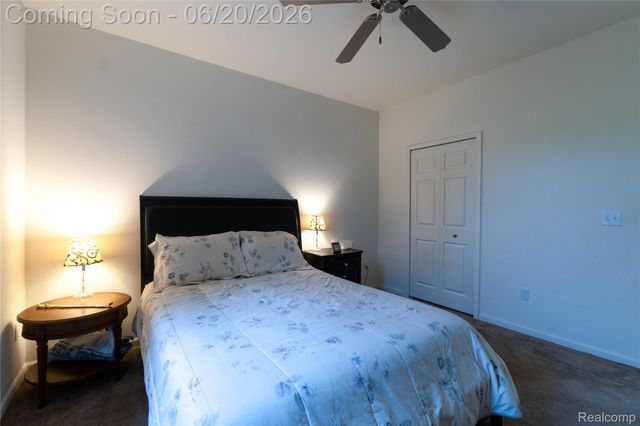 29726 Fox Run Circle, Warren, MI 48092