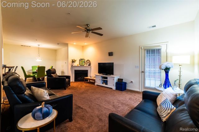 29726 Fox Run Circle, Warren, MI 48092