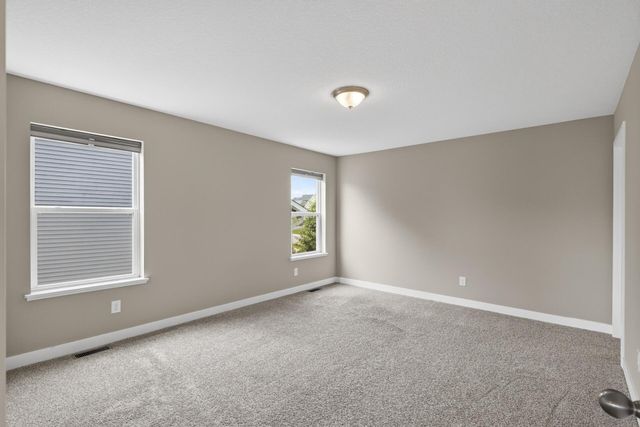 18099 Heirloom Court, Lakeville, MN 55044
