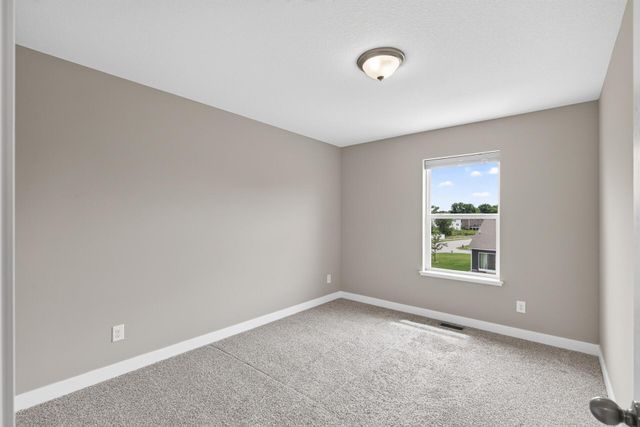 18099 Heirloom Court, Lakeville, MN 55044