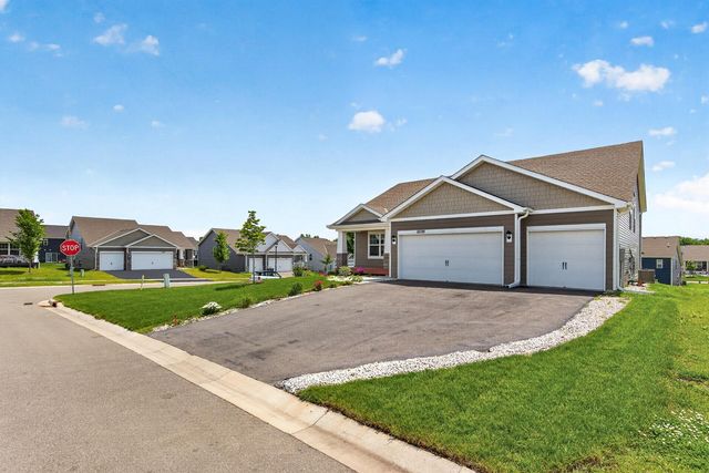 18099 Heirloom Court, Lakeville, MN 55044