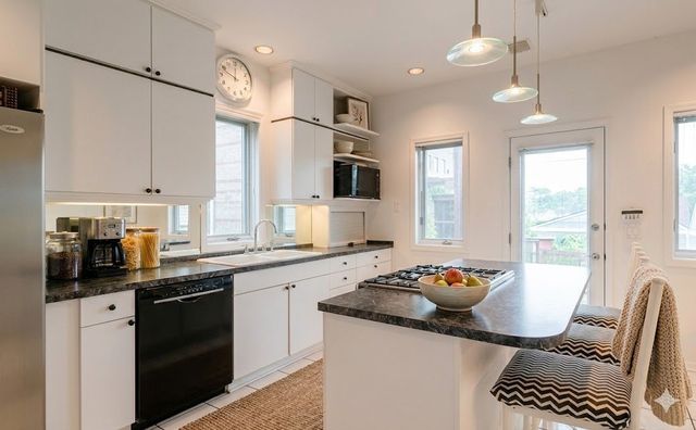 1410 E 48th Street, Chicago, IL 60615