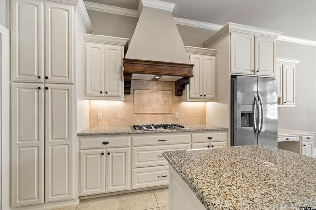 6446 Rochester Way, Tyler, TX 75703