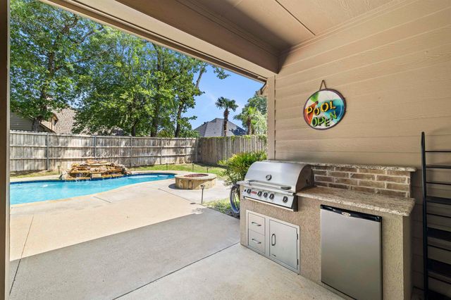 6446 Rochester Way, Tyler, TX 75703