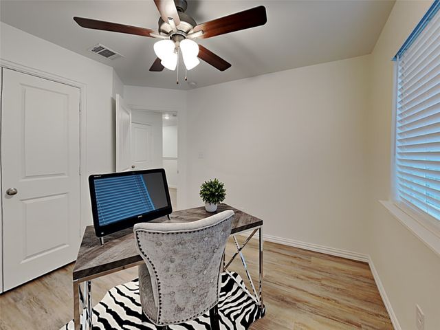 1301-1302 Boxwood Lane, Forest Hill, TX 76140