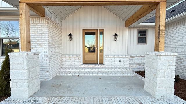 10200 Tyrrell Court, Fort Smith, AR 72916