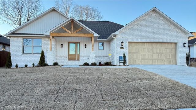 10200 Tyrrell Court, Fort Smith, AR 72916