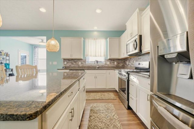 211 Leather Leaf Circle, Sunbury, OH 43074