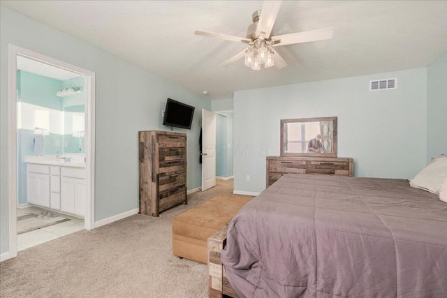 211 Leather Leaf Circle, Sunbury, OH 43074