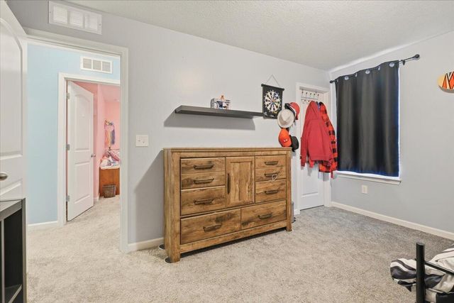 211 Leather Leaf Circle, Sunbury, OH 43074