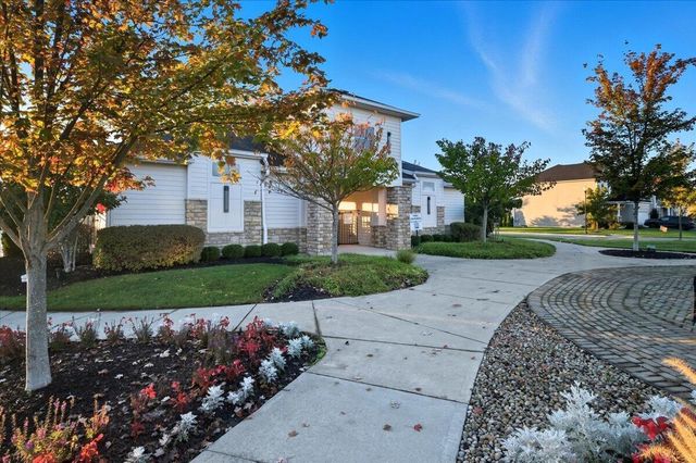 211 Leather Leaf Circle, Sunbury, OH 43074