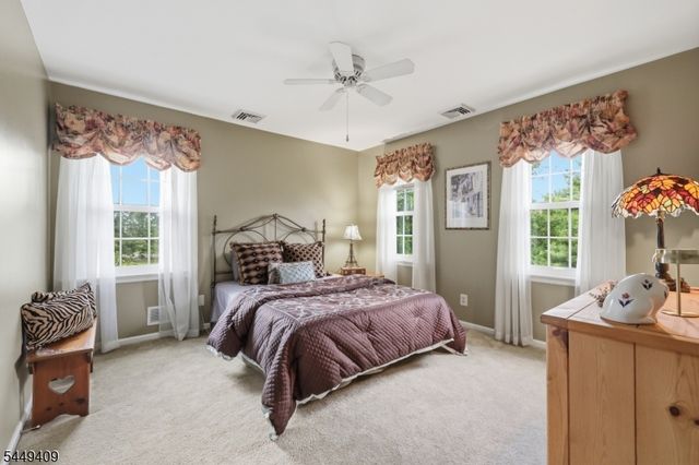 41 Alpine Way, Raritan Boro, NJ 08869