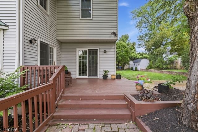 41 Alpine Way, Raritan Boro, NJ 08869