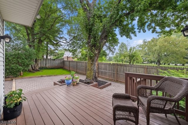41 Alpine Way, Raritan Boro, NJ 08869