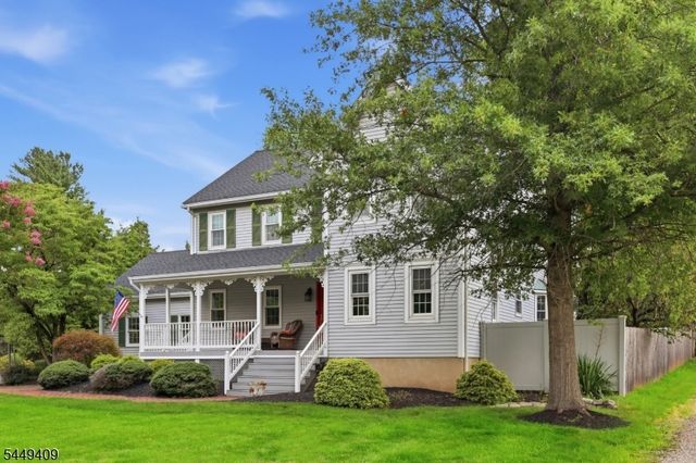 41 Alpine Way, Raritan Boro, NJ 08869